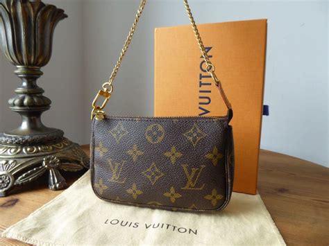 louis vuitton monogram mini pochette accessories|Shop Louis Vuitton Pochette Accessoires .